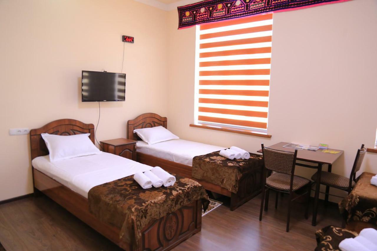 Nihol Hotel Самарканд Экстерьер фото