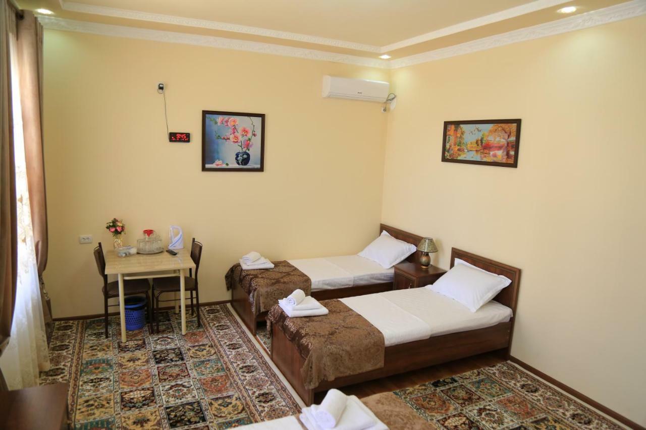 Nihol Hotel Самарканд Экстерьер фото